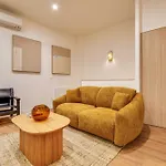 Beaufitul Apmt - Ac -2Br-6P- Notre Dame